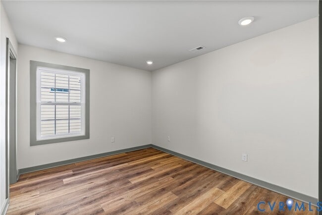 Building Photo - 203 Zion Hill Rd