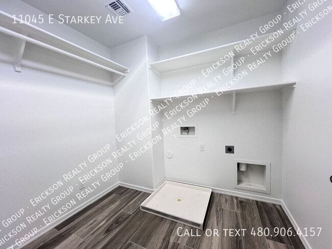 Building Photo - 11045 East Starkey Avenue