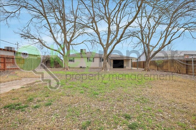 Building Photo - 4837 Jela Way