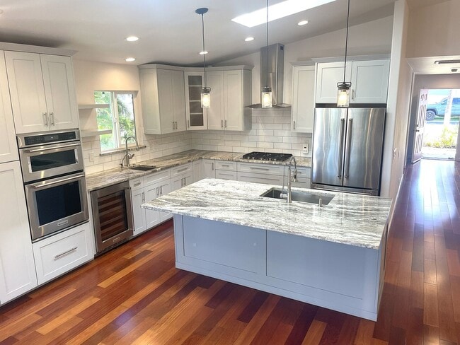 Building Photo - Central Kihei - Pi?ilani Villages 3 Bed 2 Bath Unfurnished Home with High end Finishes & Island L...