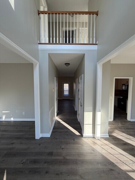 Building Photo - 210 Northridge drive