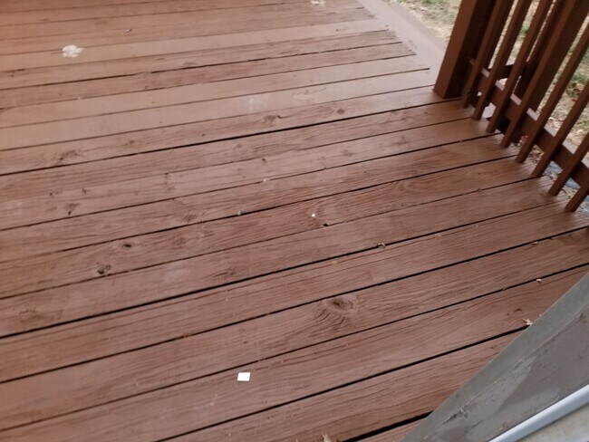 Building Photo - NO SECURITY DEPOSIT for OCTOBER MOVE IN! A...