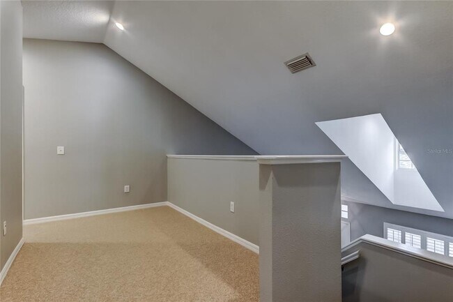 Building Photo - 9002 Spring Garden Way