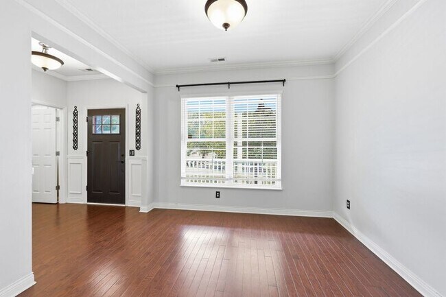 Building Photo - 5940 Meehan Rd