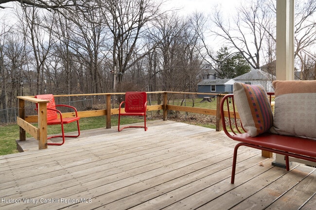 Building Photo - 66 Glenwood Blvd