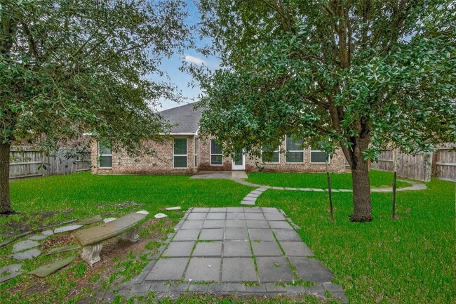 Building Photo - 17506 Waeback Dr