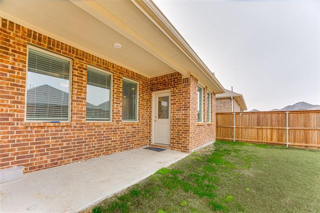 Building Photo - 832 Tulip Ct