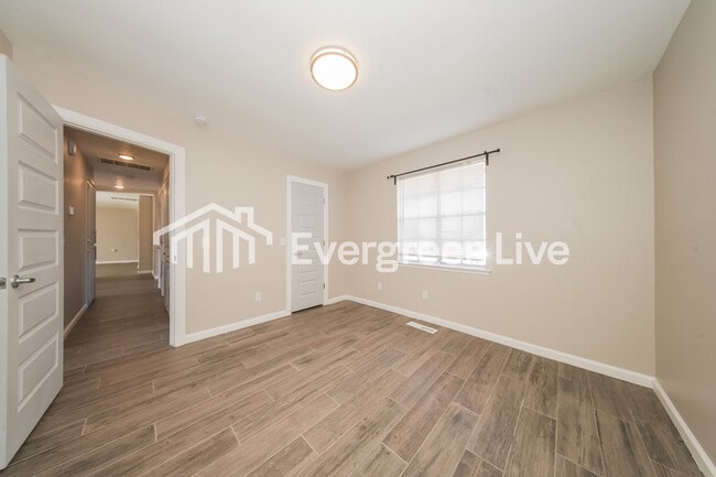 Building Photo - 8512 NW 86th St