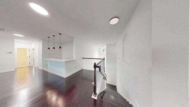 Building Photo - 6 BR  5 BA  LUXURY POOL HOME -  Fells Landing Subdivision- Minutes to Medical City!