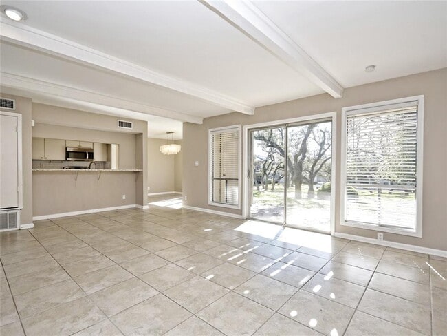 Building Photo - 100 Lido Cir