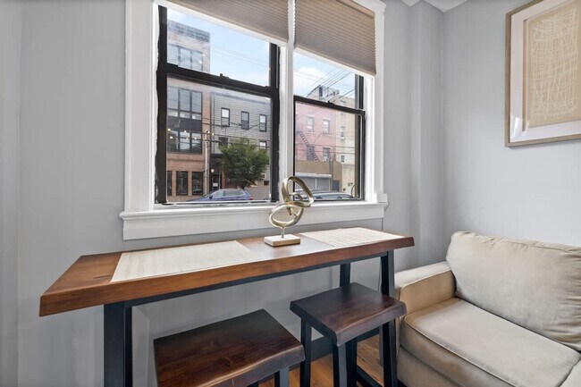 Building Photo - 340 Palisade Ave