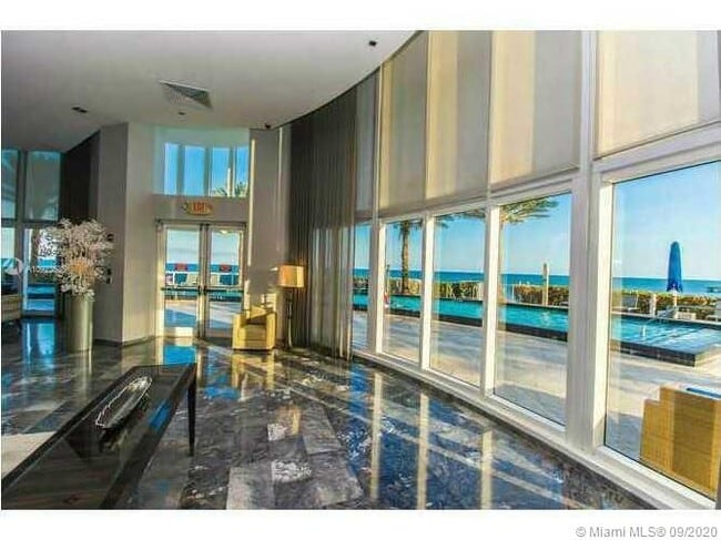 Building Photo - 17201 Collins Ave