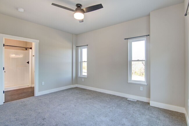 Building Photo - Brand New Luxury Townhomes: 3BR, 2.5Bath A...