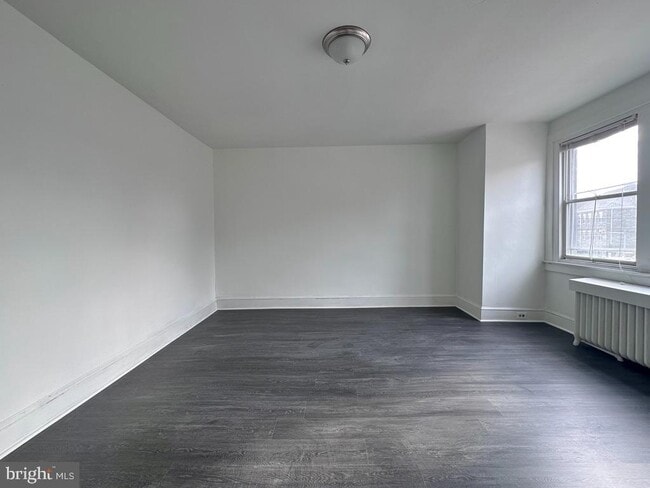 Building Photo - 415 Burmont Rd