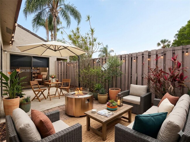 Building Photo - 4151 Palm Bay Cir