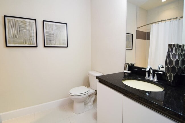 k id's bathroom - 1534 Retreat Cir