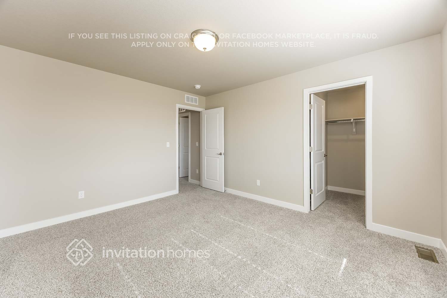 Building Photo - 13633 Arriba Dr