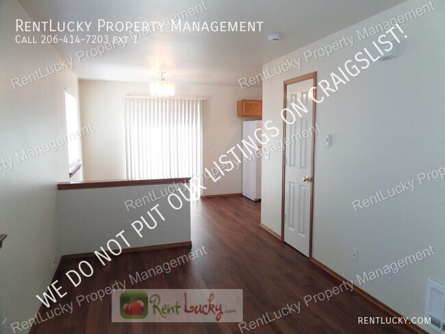 Building Photo - 1516 S Puget Dr