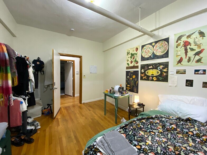 Building Photo - 78 Saint Stephen St