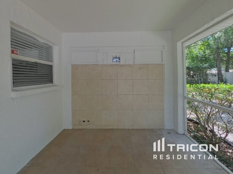 Building Photo - 4614 Breezy Pines Blvd