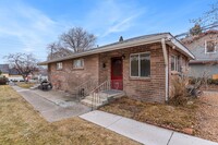 Building Photo - MidTown Studio with Large Yard