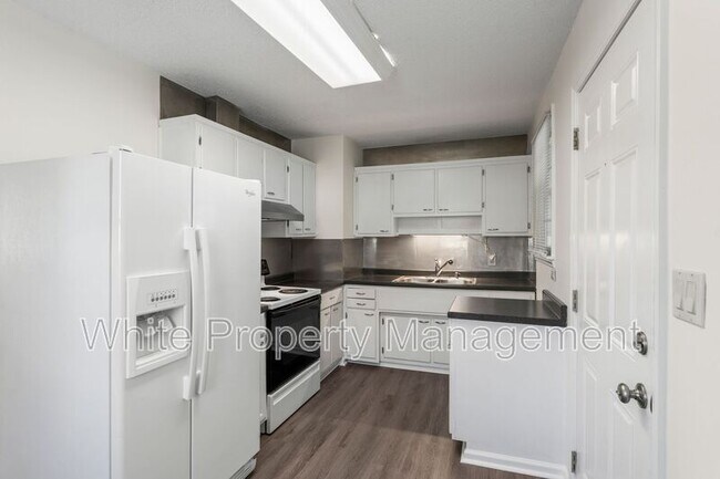 Building Photo - 505 Butler Ct