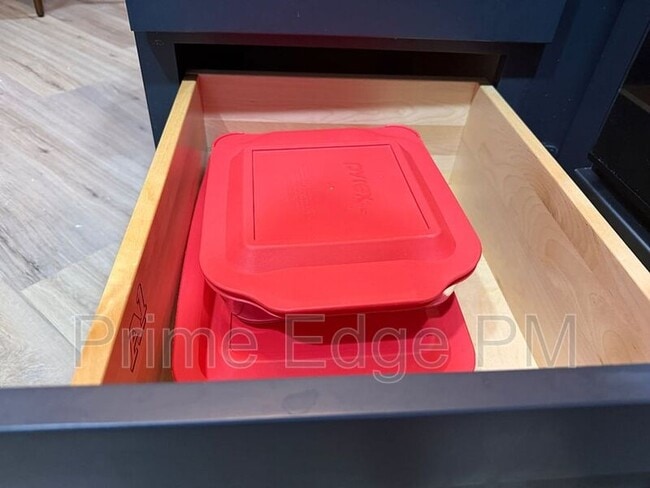 Building Photo - 1801 Ridgehaven Ct