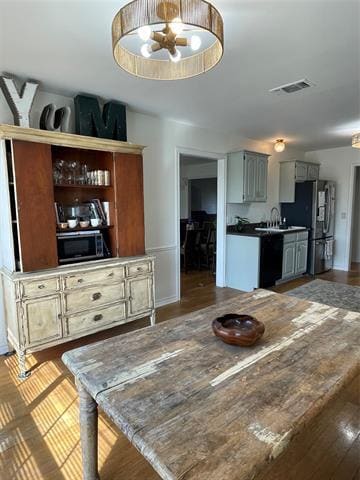 Building Photo - 3935 Misty Ln