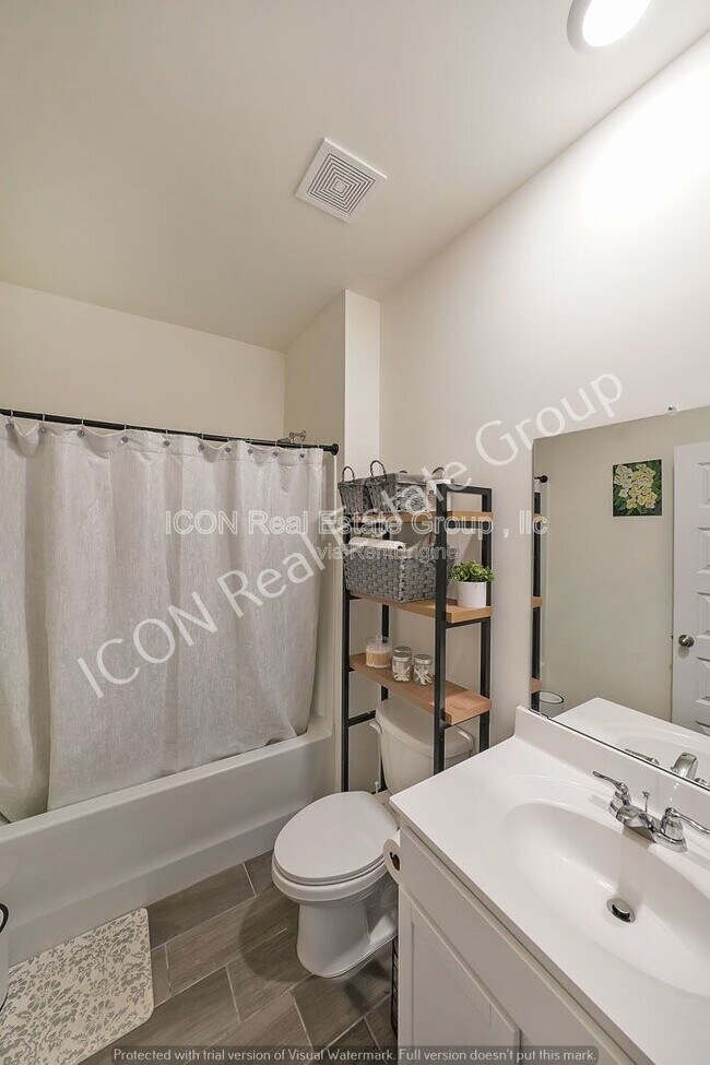 Building Photo - 3349 English Elm Wy