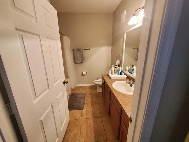 Building Photo - 8411 Meer Way