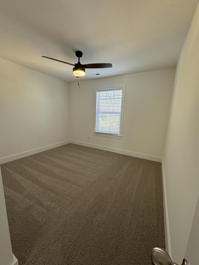 Building Photo - 2128 Middlebridge Ct