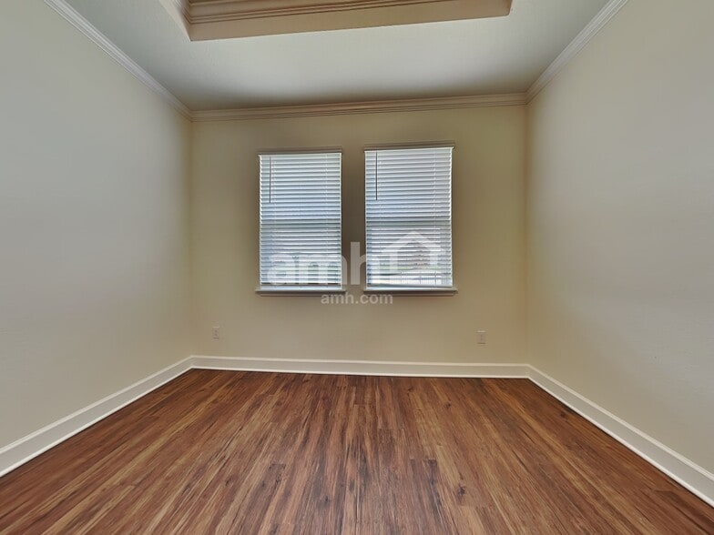 Building Photo - 33919 Thyme Dr