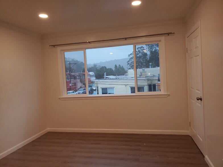 Livingroom Window - 254 Abbot Ave