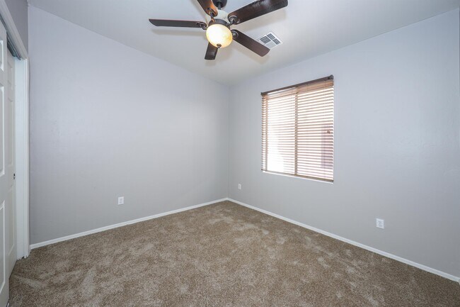 Building Photo - 12665 E Nona Ln