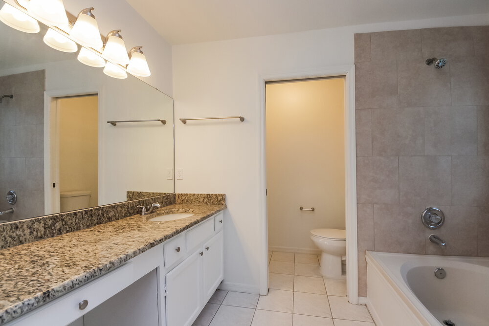 Building Photo - 12618 Oldcastle Dr