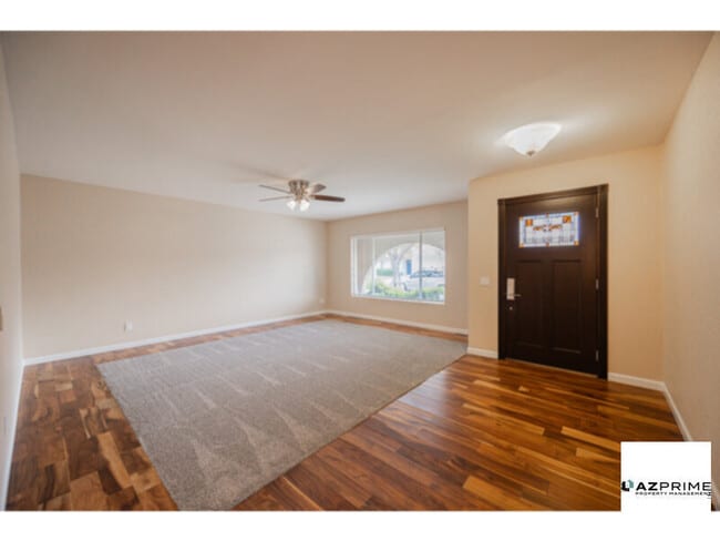 Building Photo - Thoughtful Finishes and Efficient Layout Make This Stunning 3/2 Tempe residence.