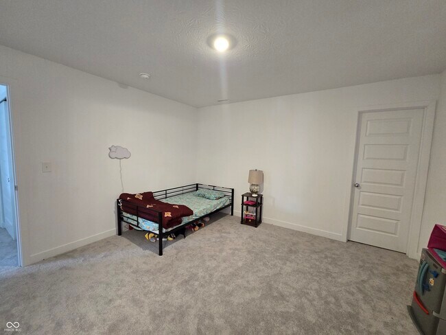 Building Photo - 5128 Summerton St