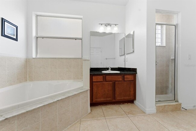 Building Photo - 4704 Blue Diamond St