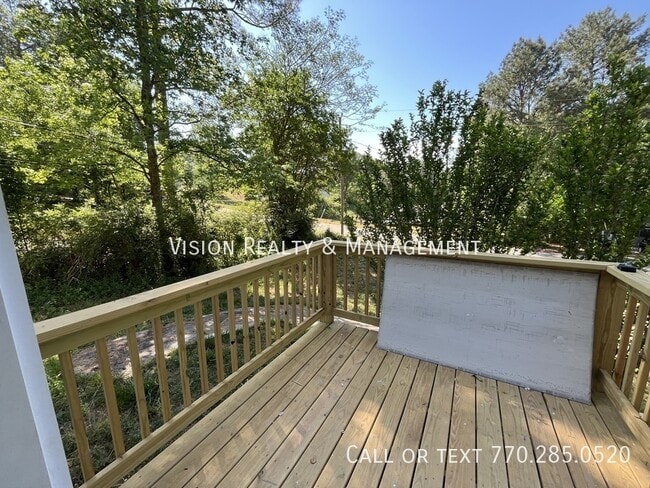Building Photo - 137 Park W Ct