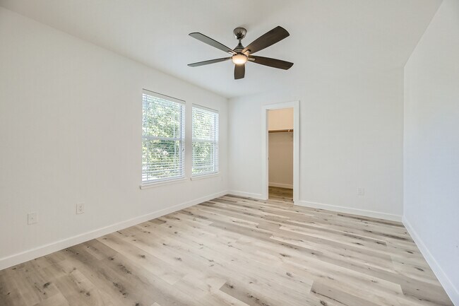 Building Photo - 1721 Poppy Seed Ln