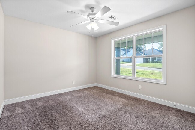 Building Photo - 1163 Eagles Nest Ln