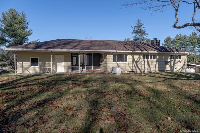 Building Photo - 58 On the Green