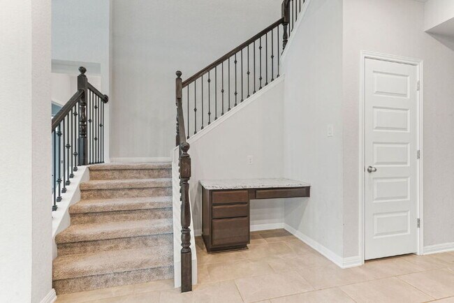 Building Photo - 19322 Amore Bluff