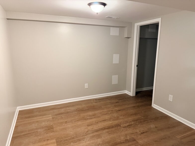 Building Photo - 12720 Feldon St