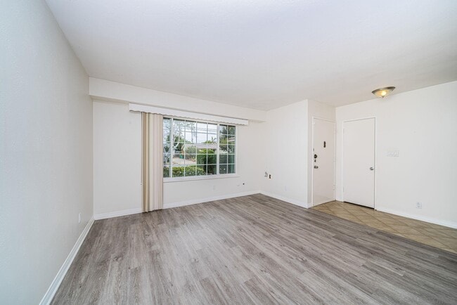Building Photo - 3747 Millikin Ave