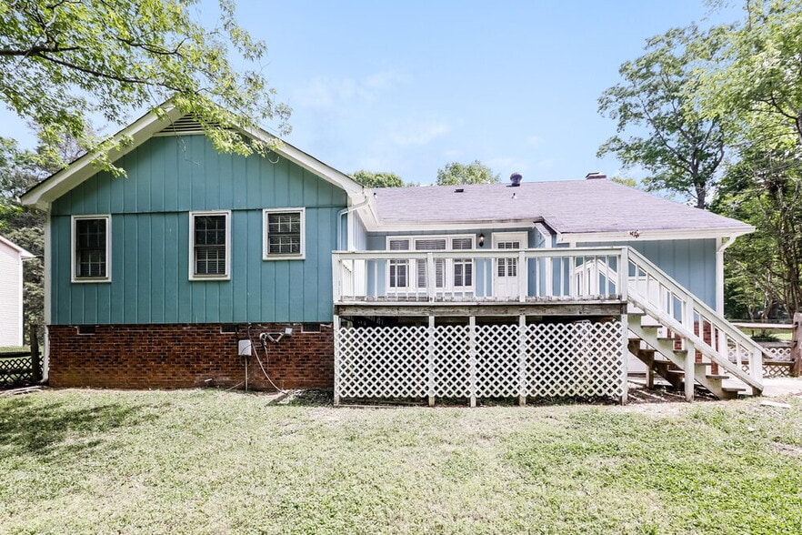 Building Photo - 8400 Tifton Rd