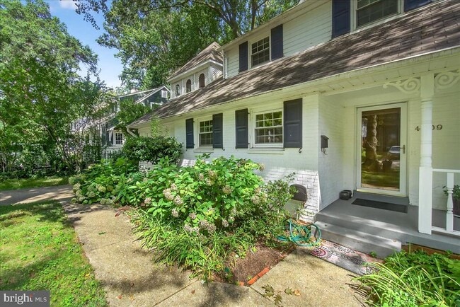 Building Photo - 4009 Simms Dr