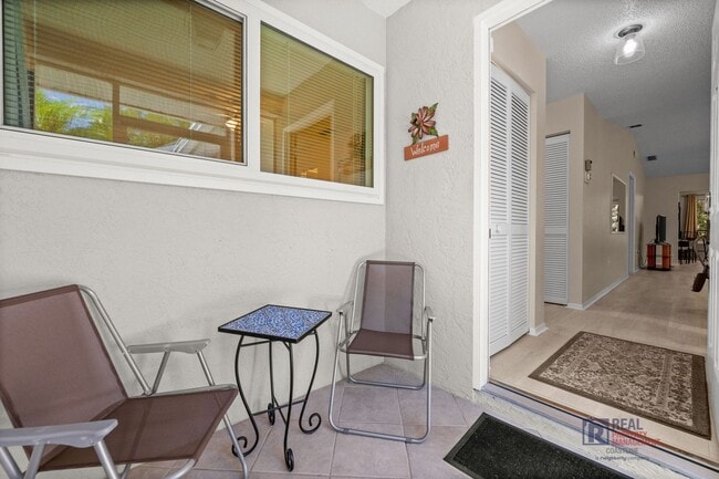 Building Photo - Charming 2BR/2BA Sarasota Retreat Near UTC - Annual Lease