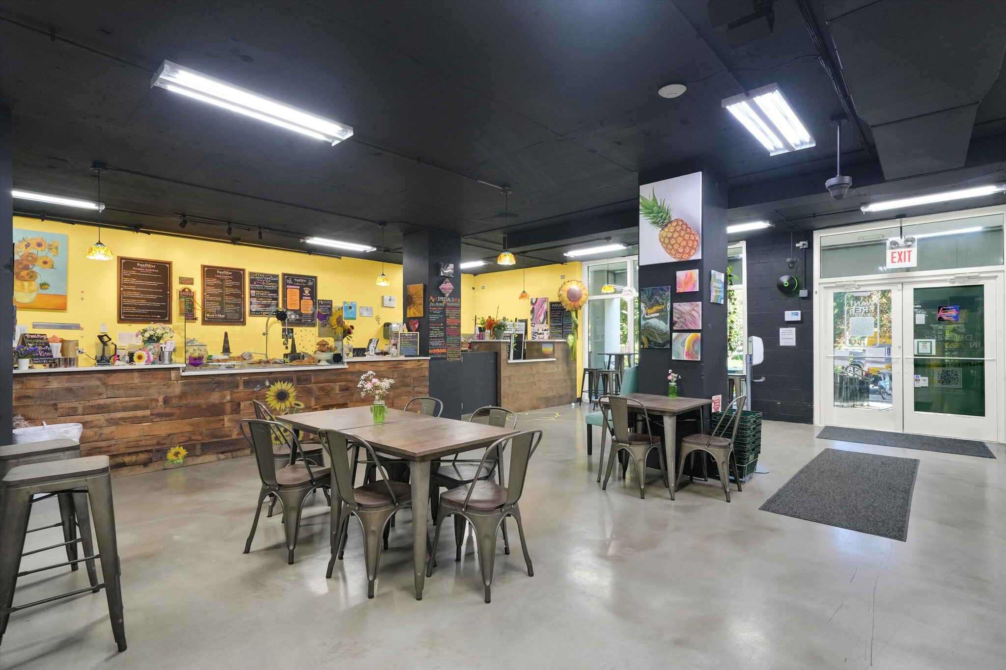 Building Photo - 4250 N Marine Dr