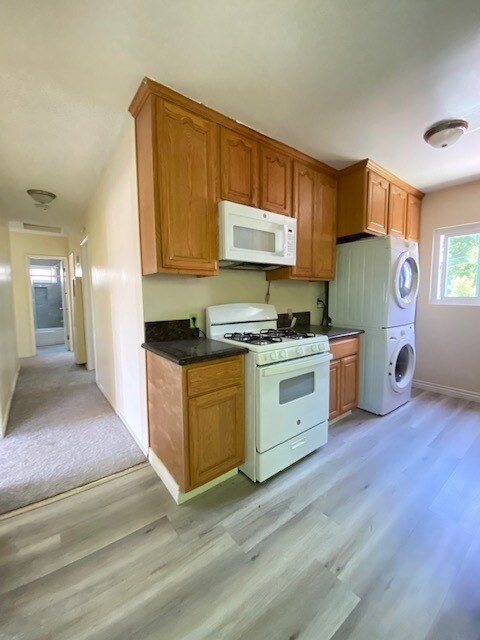 Building Photo - 9107 Cattaraugus Ave